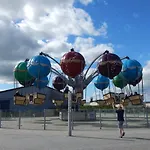 ホリデーパーク Flamingo Land - Cedar Wood Cw49